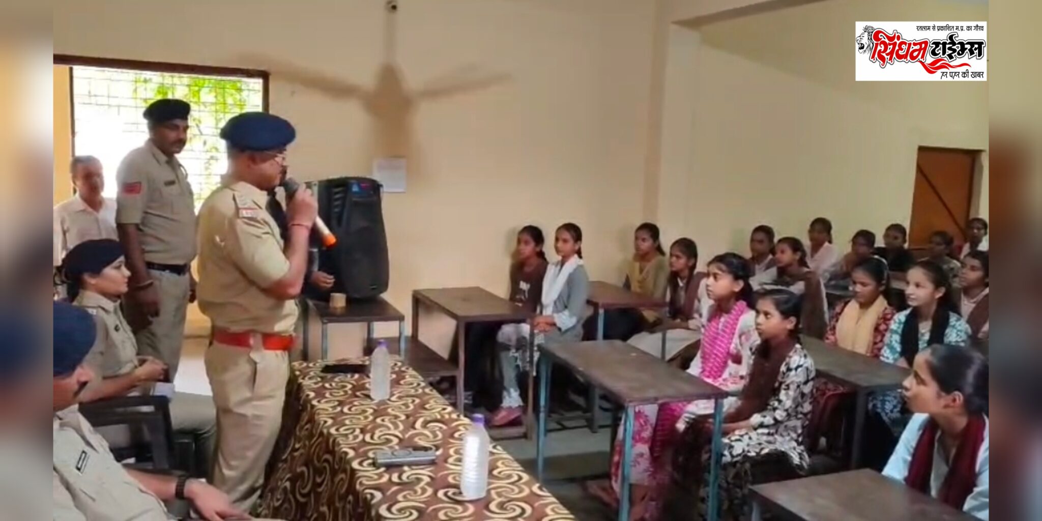 साइबर सुरक्षा जागरूकता अभियान 2.0: मनावर में विद्यार्थियों व नागरिकों को किया जागरूक