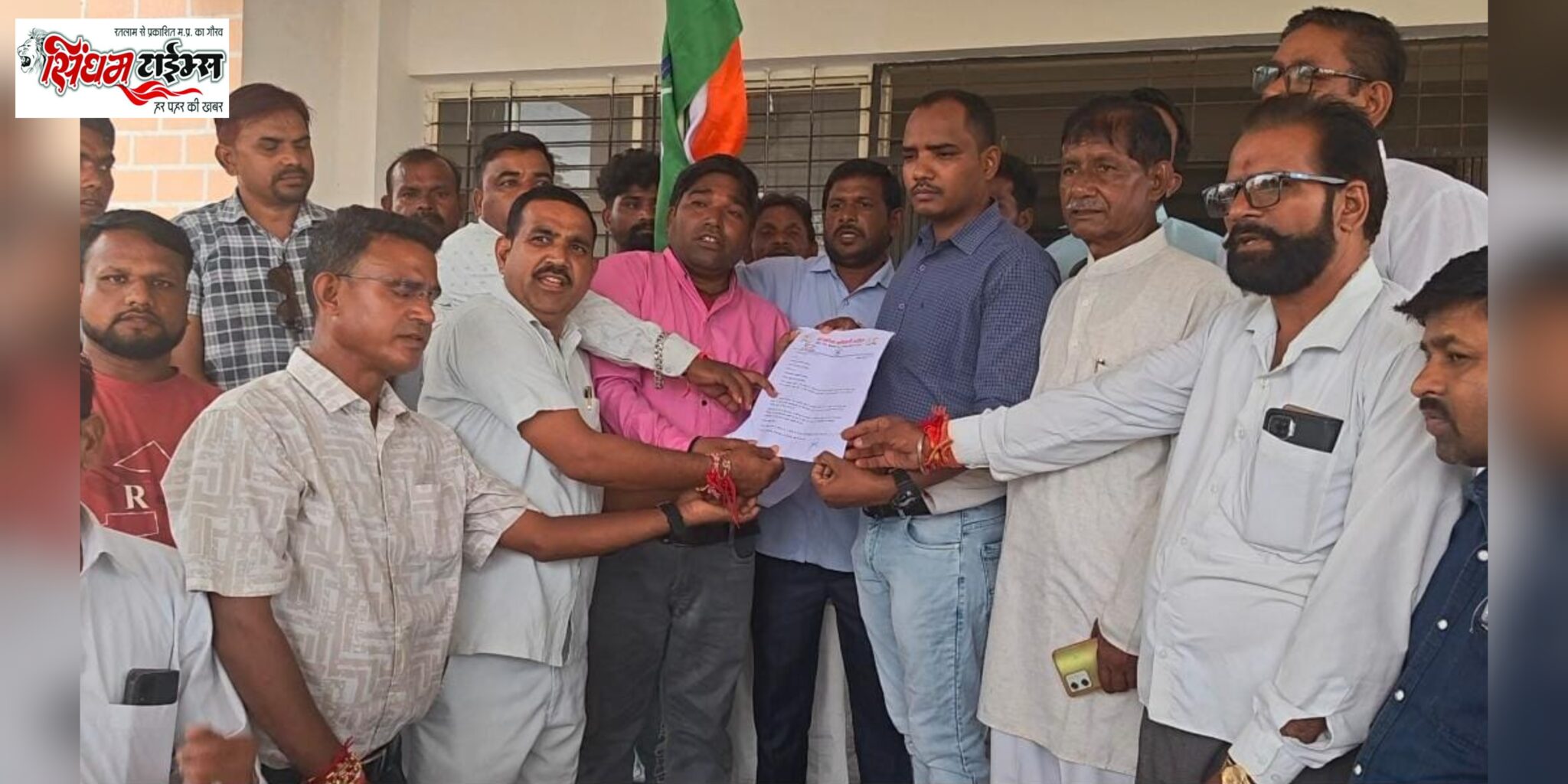 बैगा समाज के 32 मासूम बच्चों की मौत पर आदिवासी कांग्रेस ने राष्ट्रपति के नाम सौंपा ज्ञापन